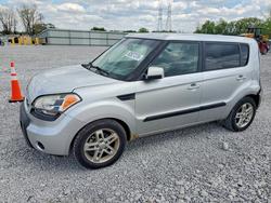 KIA Vehiculos salvage en venta: 2011 KIA Soul +