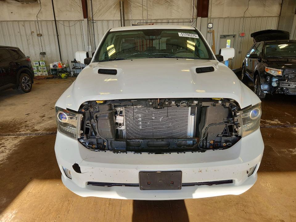 2013 Dodge RAM 1500 Sport