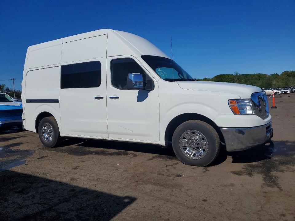 2014 Nissan NV 2500 HD S