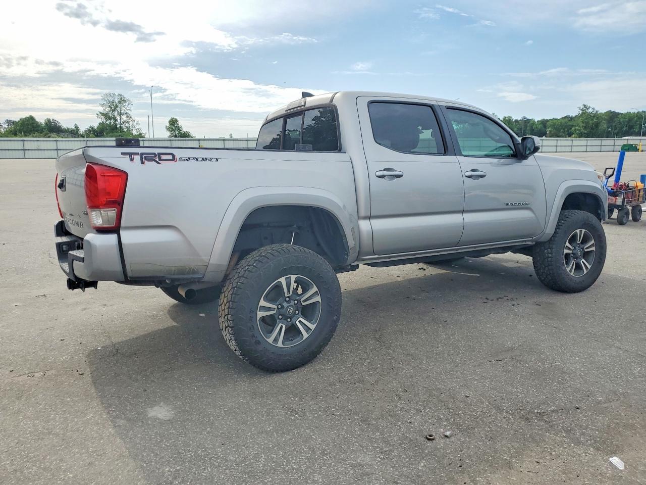 2016 Toyota Tacoma TRD Sport