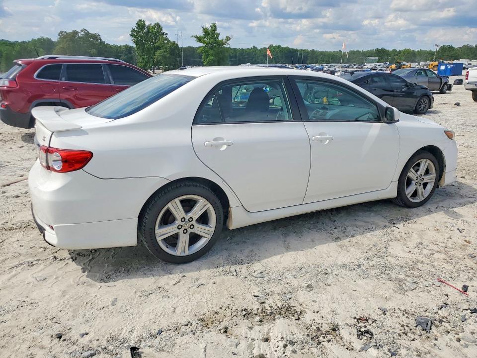 2013 Toyota Corolla s