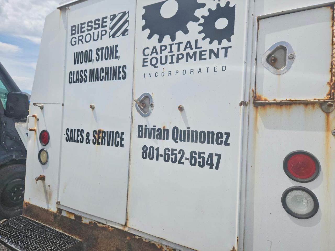 2002 Chev Rolet Express G3-Delivery Van