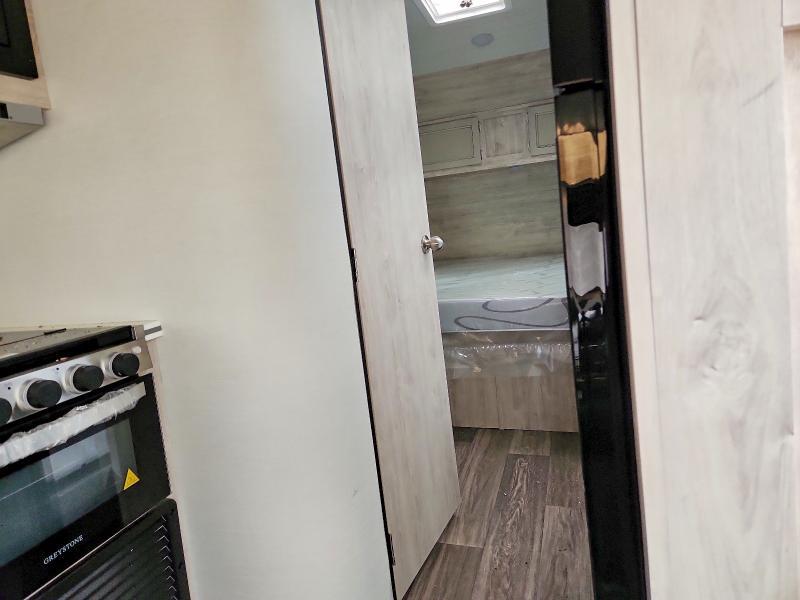 2026 Gulf Stream Vista Cruiser Camper