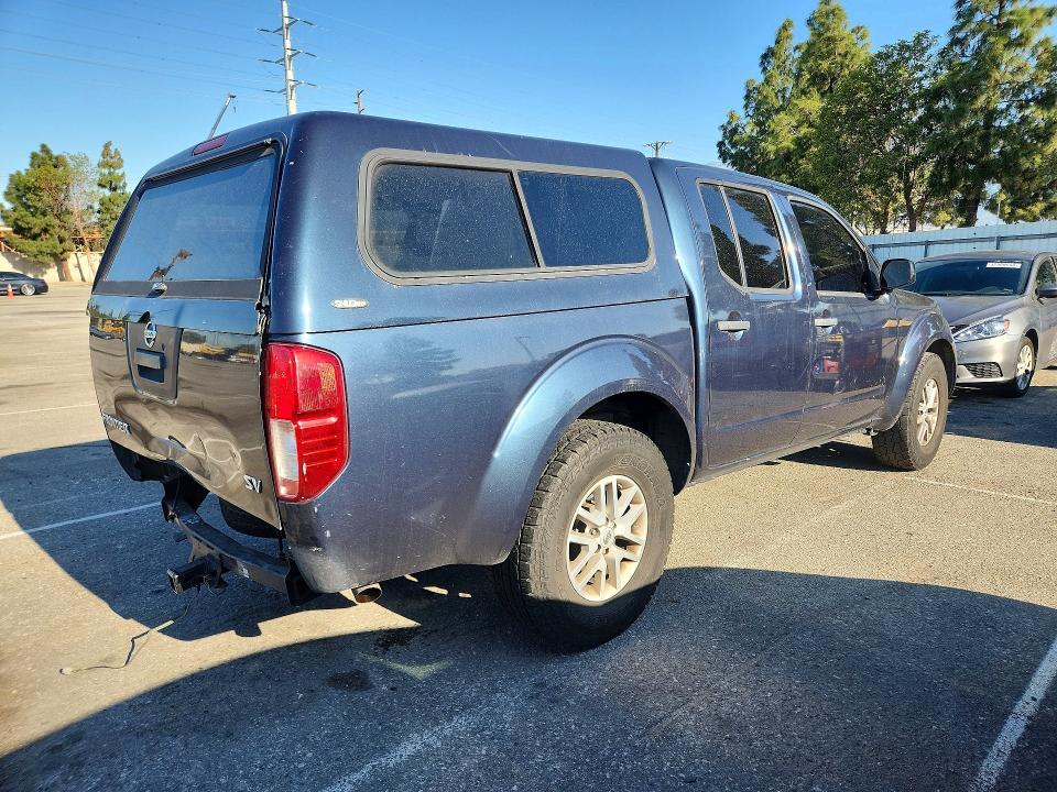 2015 Nissan Frontier SV