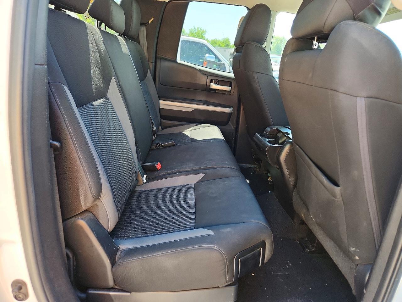 2016 Toyota Tundra SR5