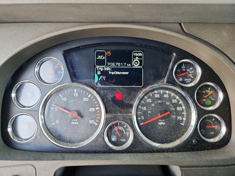 2018 Kenworth T680 Semi Truck