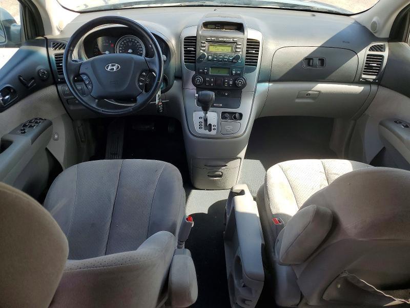 2008 Hyundai Entourage gls