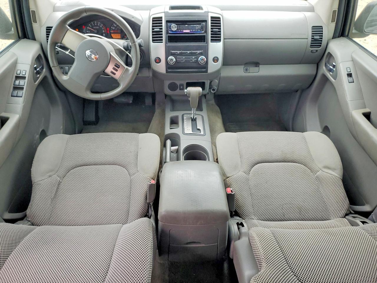 2010 Nissan Frontier SE V6