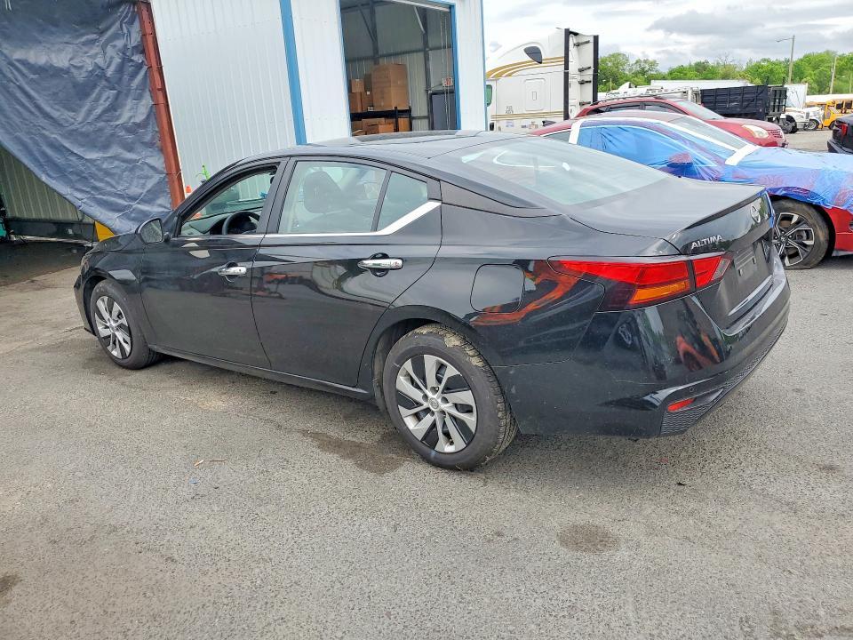 2023 Nissan Altima s