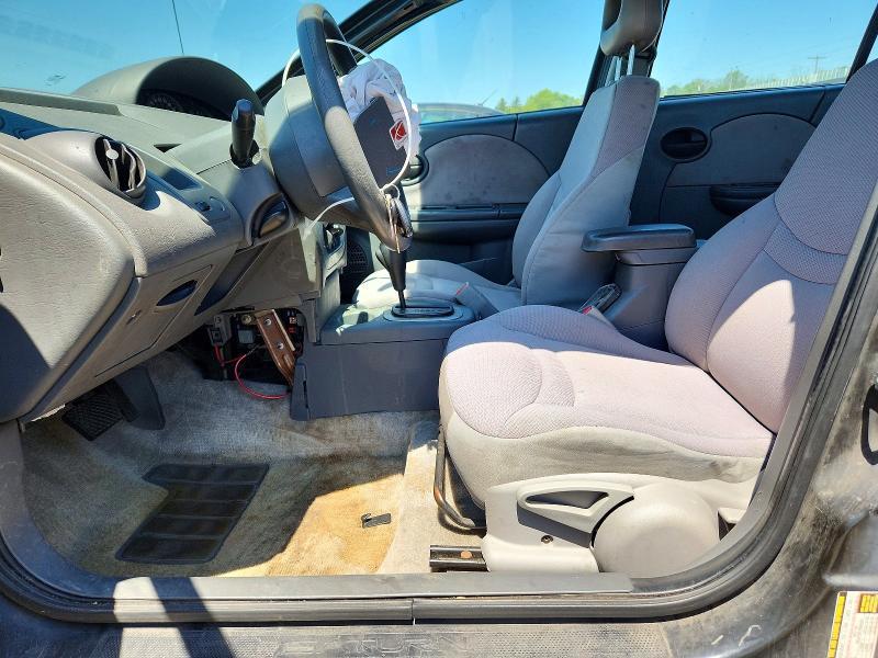2004 Saturn Ion Level 2