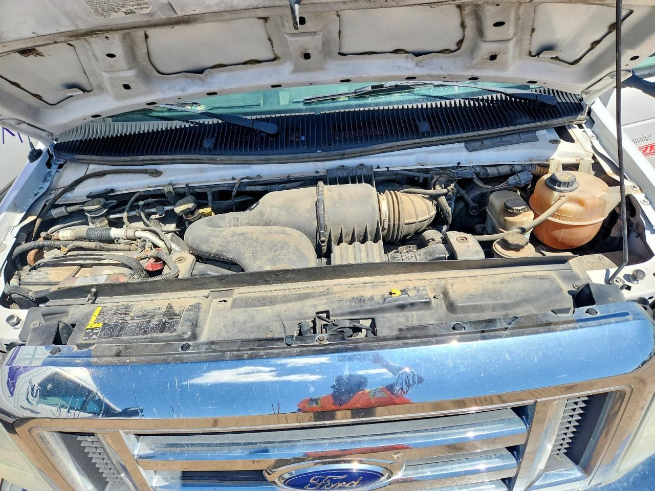 2016 Ford Econoline E350 Super Duty Cutaway Van