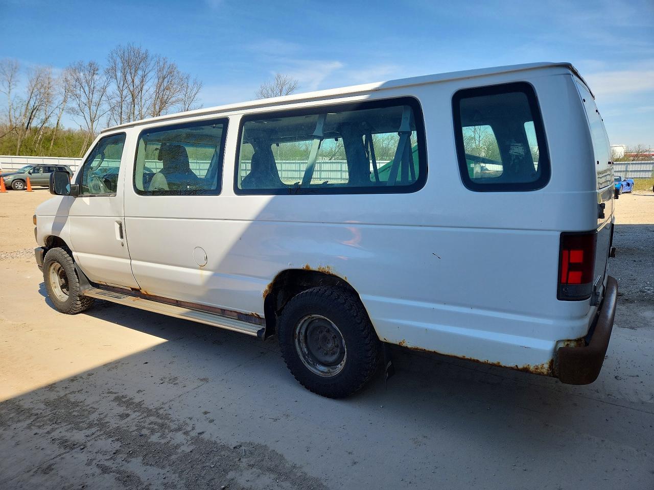 2009 Ford Econoline E350 Super Duty Wagon