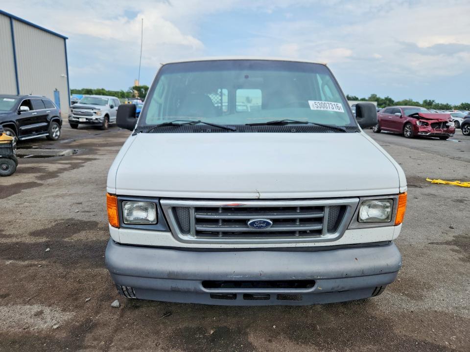 2005 Ford Econoline E150 van