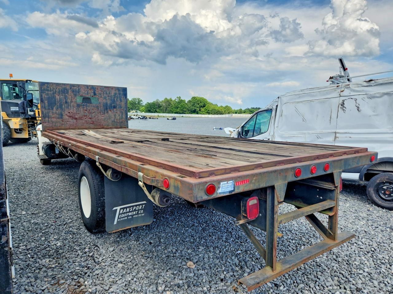 2002 International 4300 Flatbed Truck