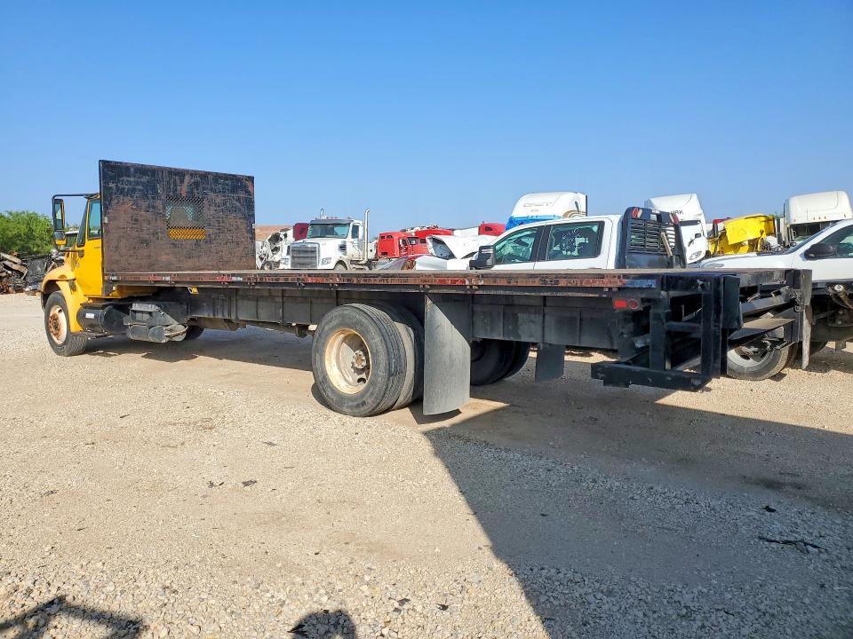 2007 International 4300 Flatbed Truck