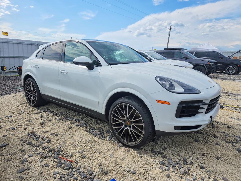 2022 Porsche Cayenne Coupe