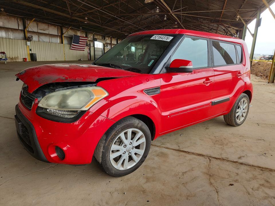2013 KIA Soul +