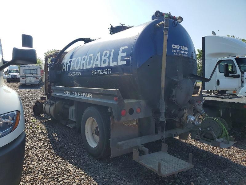 1999 International 8100 Tank Truck