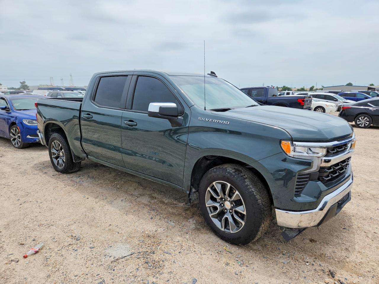 2025 Chevrolet Silverado C1500 LT