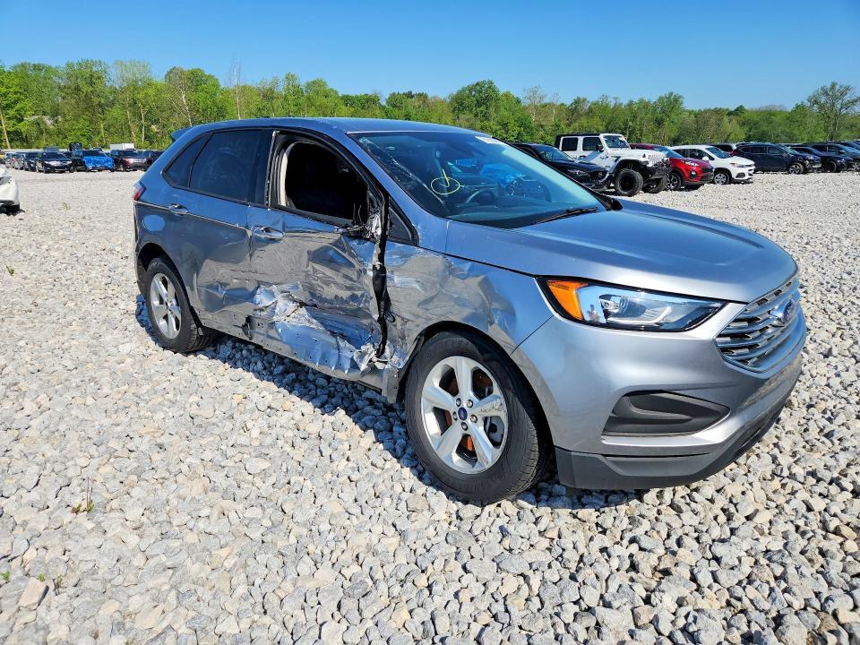2022 Ford Edge se