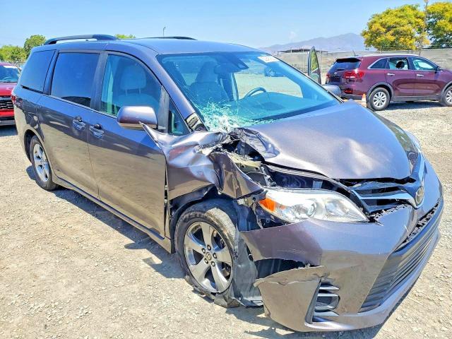 2020 Toyota Sienna le