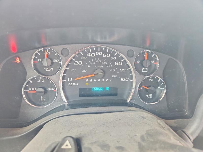 2009 GMC Savana Cutaway G3500
