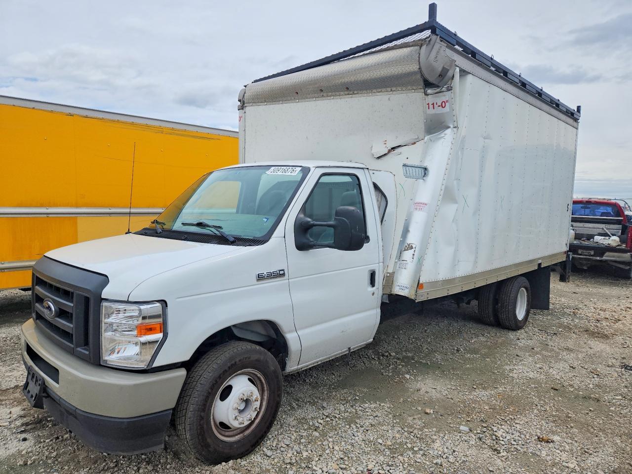 2022 Ford Econoline E350 Super Duty Cutaway Van