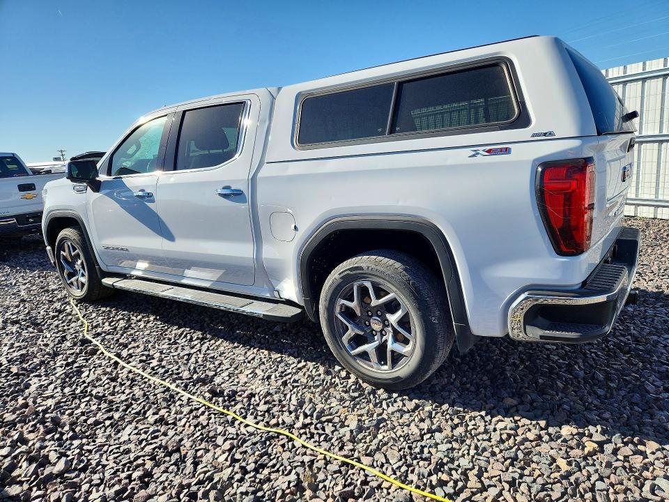 2023 GMC Sierra K1500 SLT