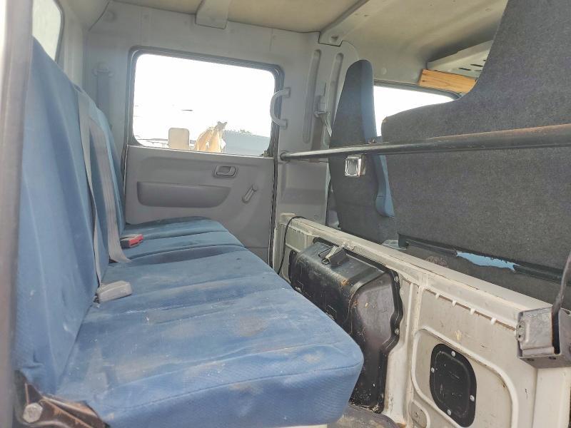 2012 Mitsubishi Medium DUTY/BOX Trucks
