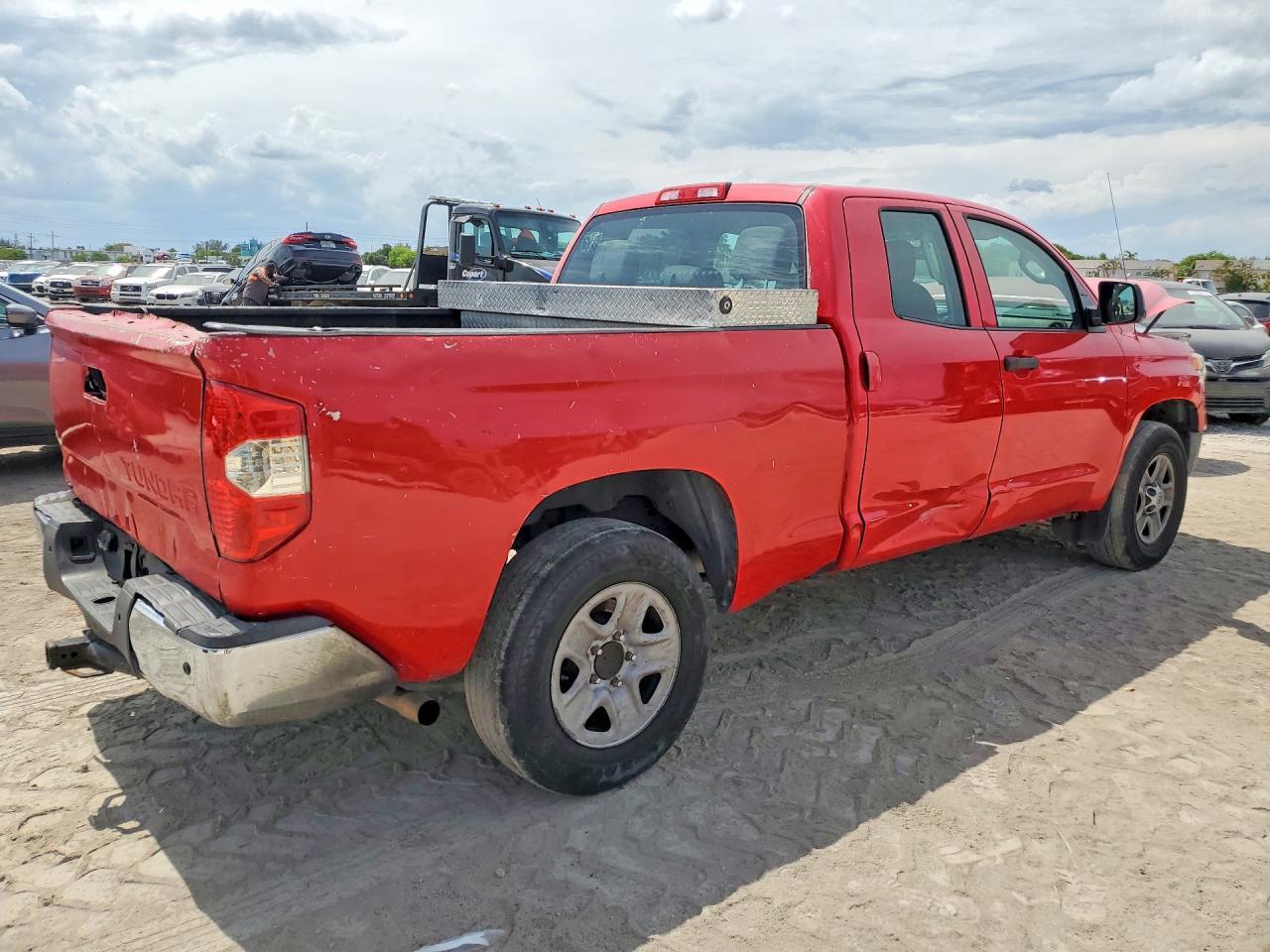2014 Toyota Tundra SR