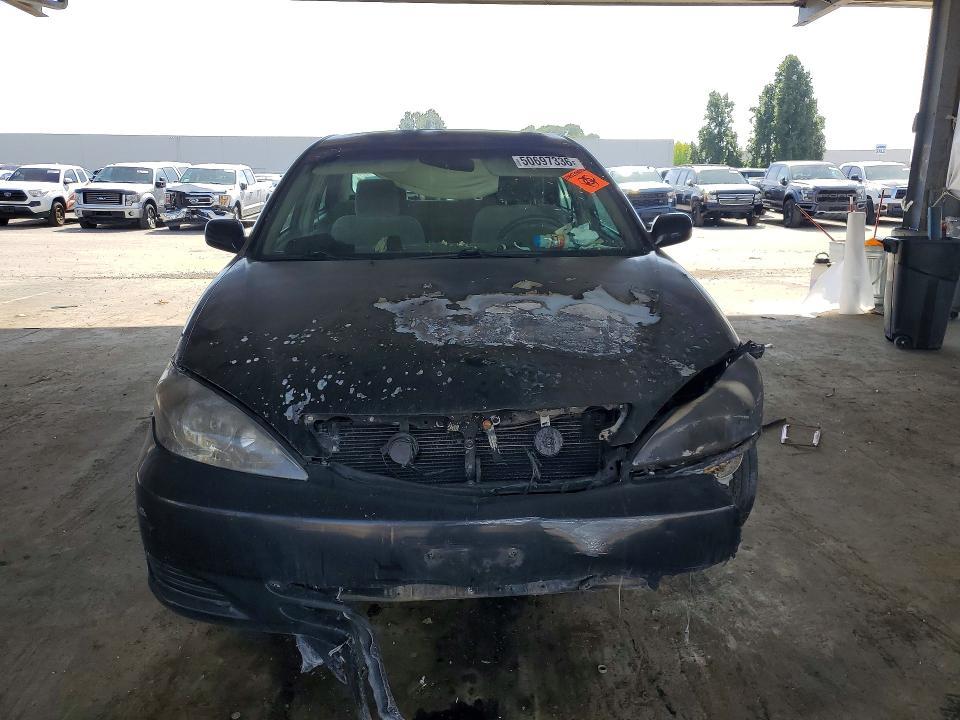 2004 Toyota Camry le V6