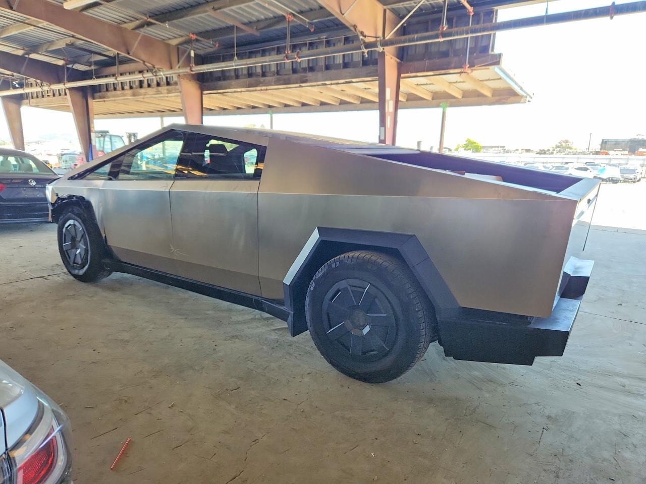 2024 Tesla Cybertruck