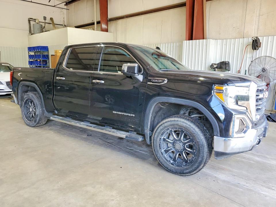 2021 GMC Sierra K1500 SLT