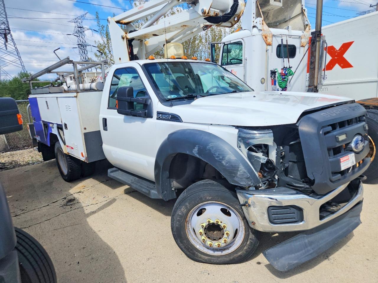 2016 Ford F450 Super Duty Bucket Truck