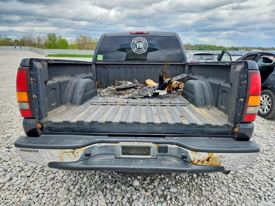 2004 GMC Sierra K2500 Heavy Duty