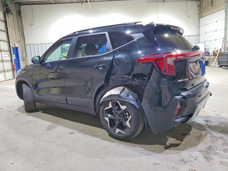 2025 KIA Seltos s
