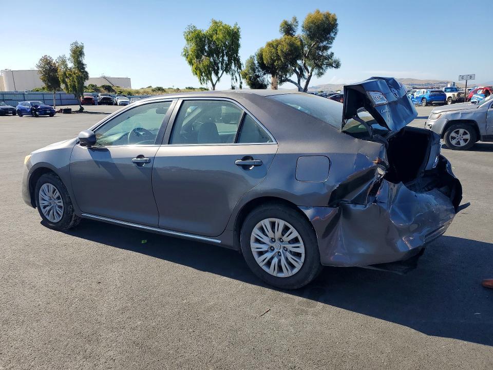 2013 Toyota Camry l