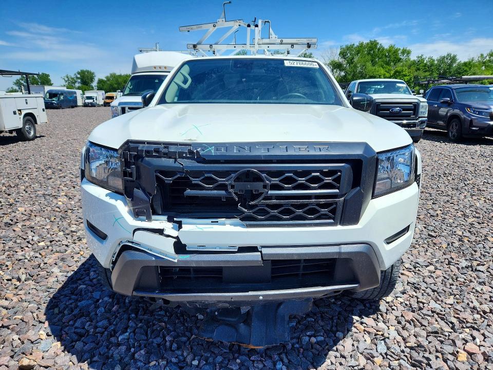 2024 Nissan Frontier S