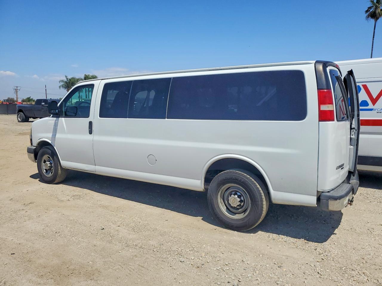 2013 Chevrolet Express G3500 LS