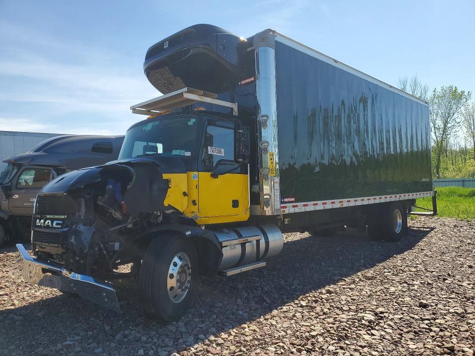 2024 Mack MD Refrigerated BOX Truck