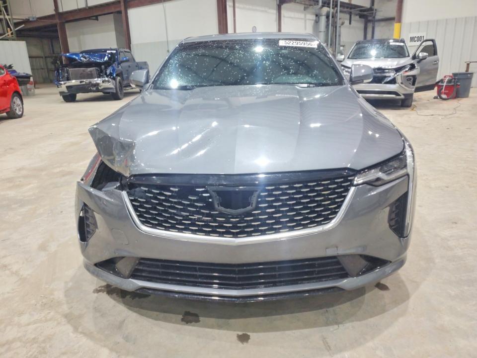 2021 Cadillac CT4 Luxury