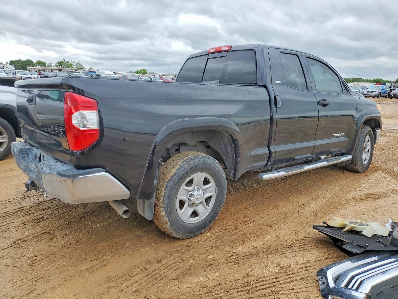 2016 Toyota Tundra SR5