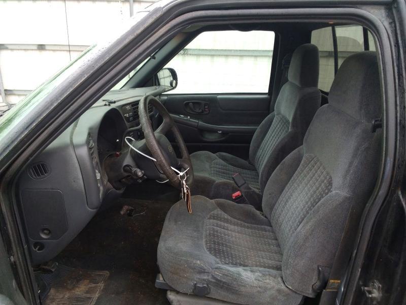 1999 Chevrolet S Truck S10