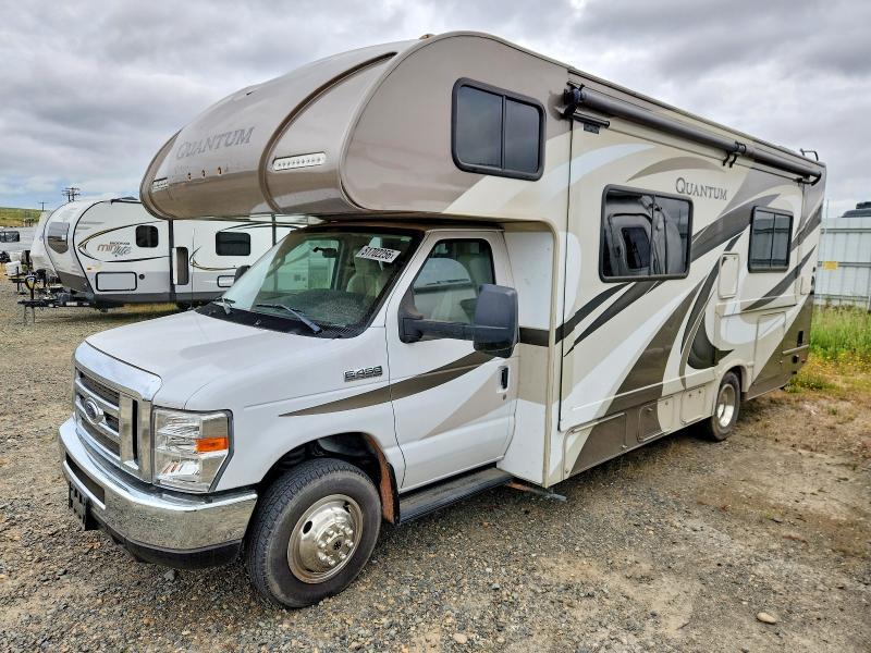 2017 Ford Econoline E450 Super Duty Commercial Cutaway Van