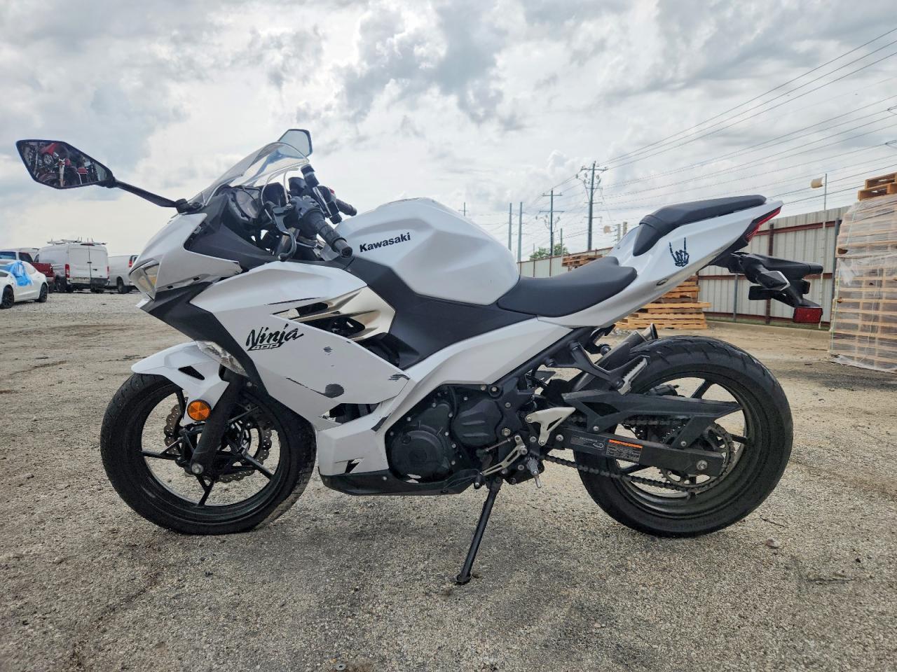 2020 Kawasaki EX400