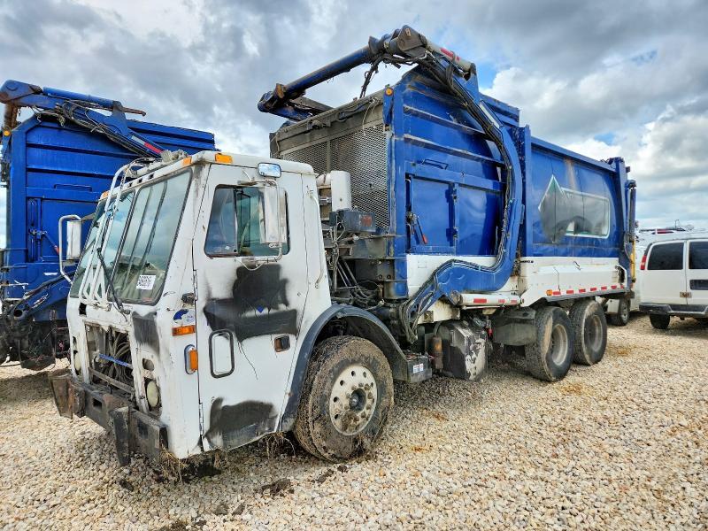 2016 Mack Leu613 Refuse Truck