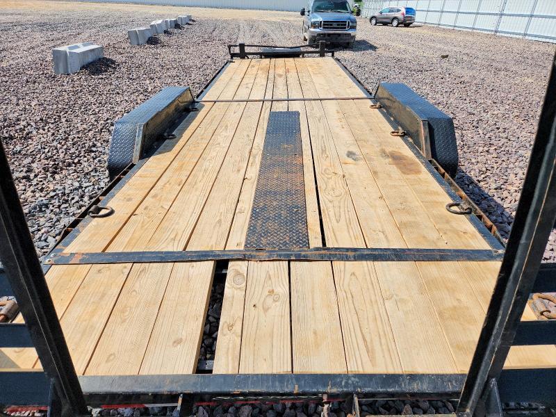 2020 Load Trail Equipment Trailer
