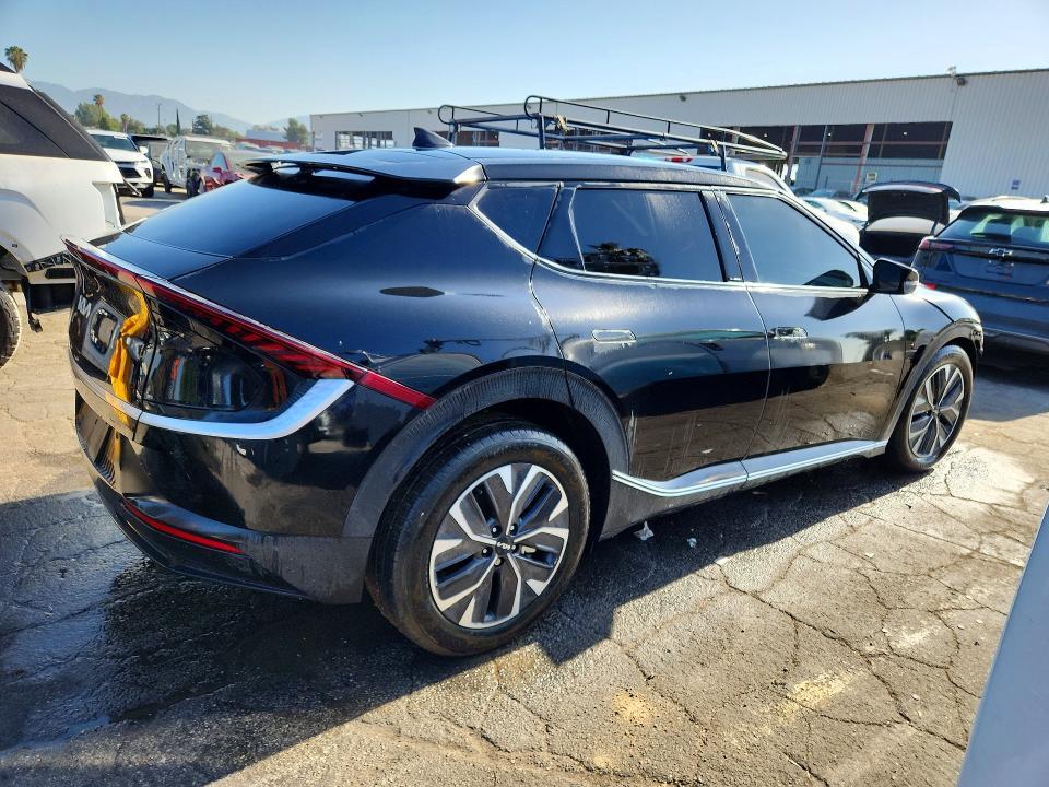 2024 KIA EV6 Light Long Range