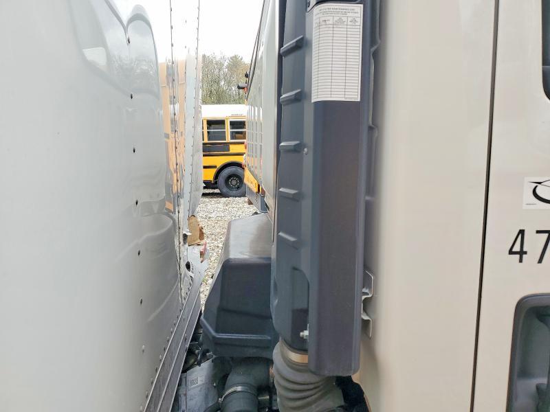 2023 Chevrolet 4500HD BOX Truck