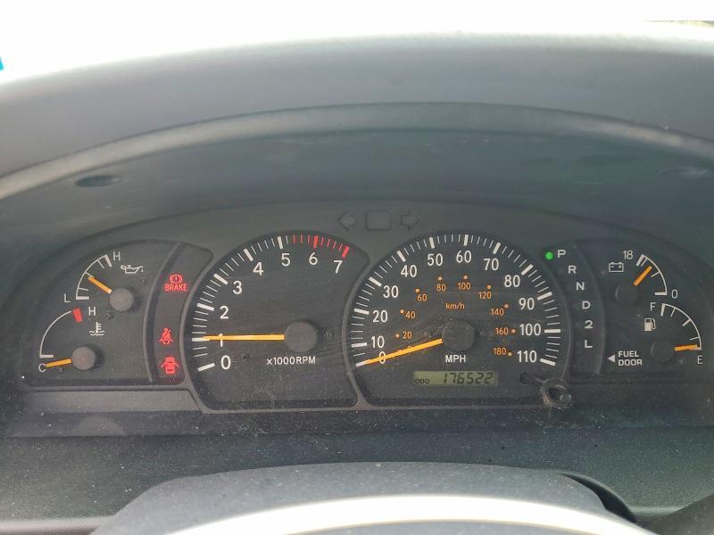 2002 Toyota Tundra SR5 V8